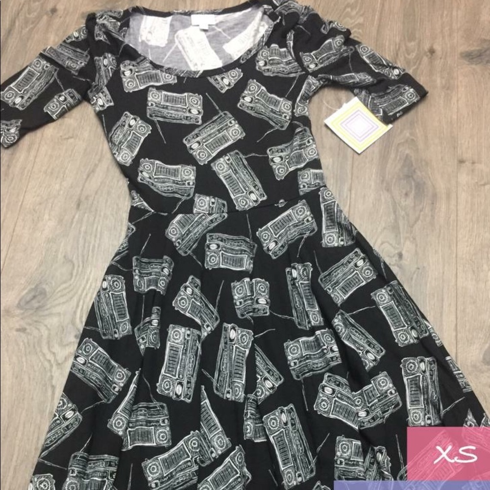 LuLaRoe Nicole Dress